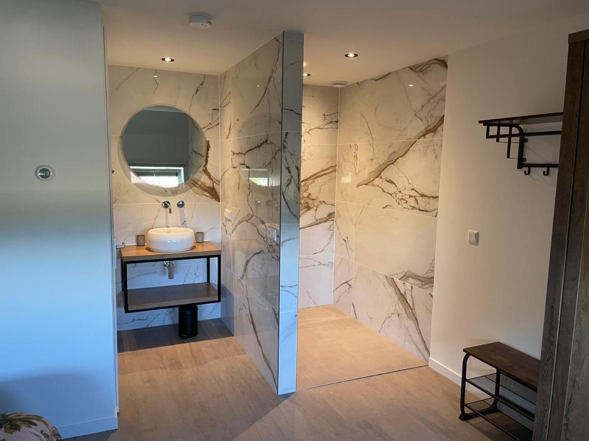 Appartement 5 Vrouwenpolder Eksteriør billede